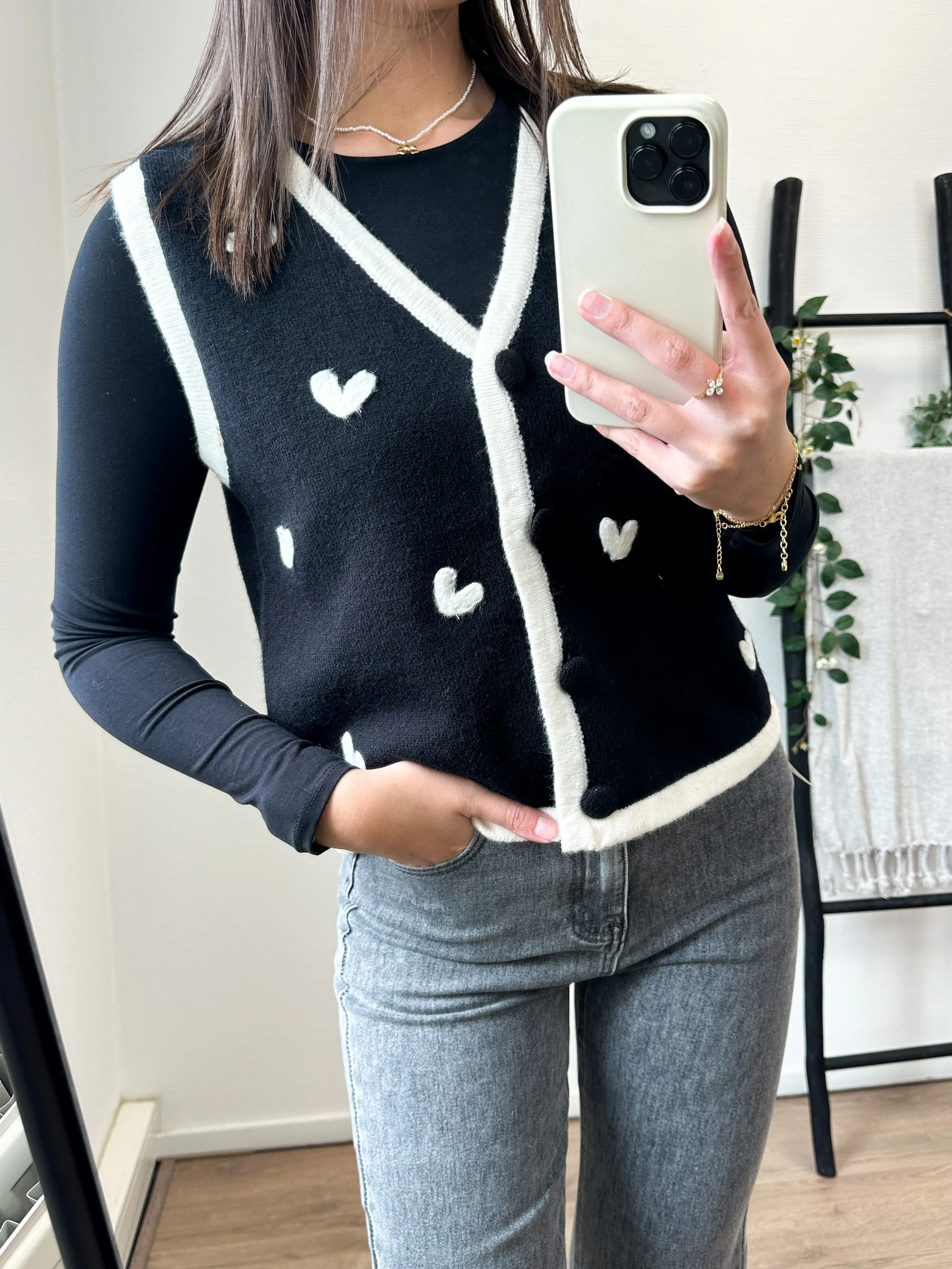 Dorris Hearts Gilet - Black