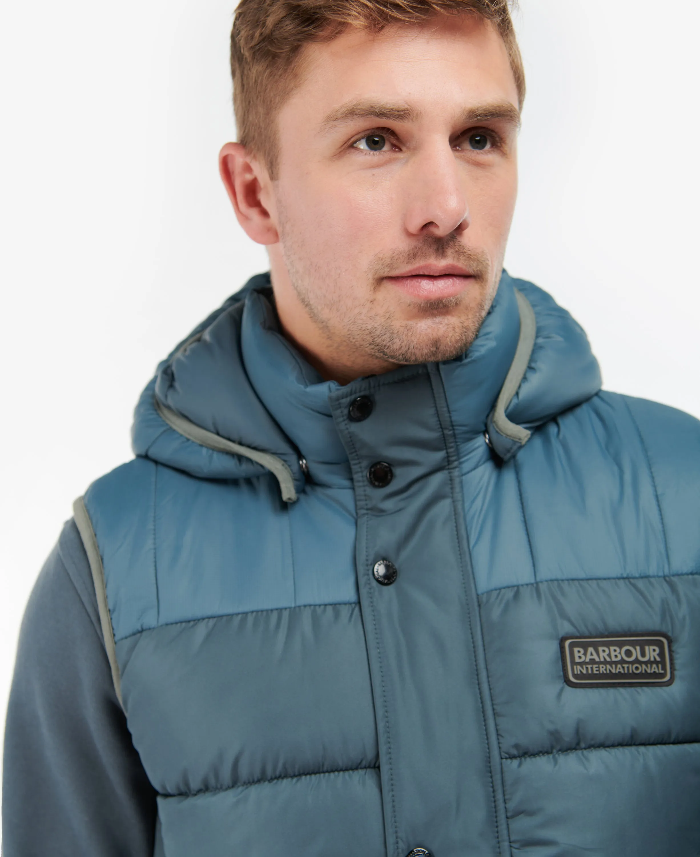 ID60046-Barbour Int Peak Bafffle Grey