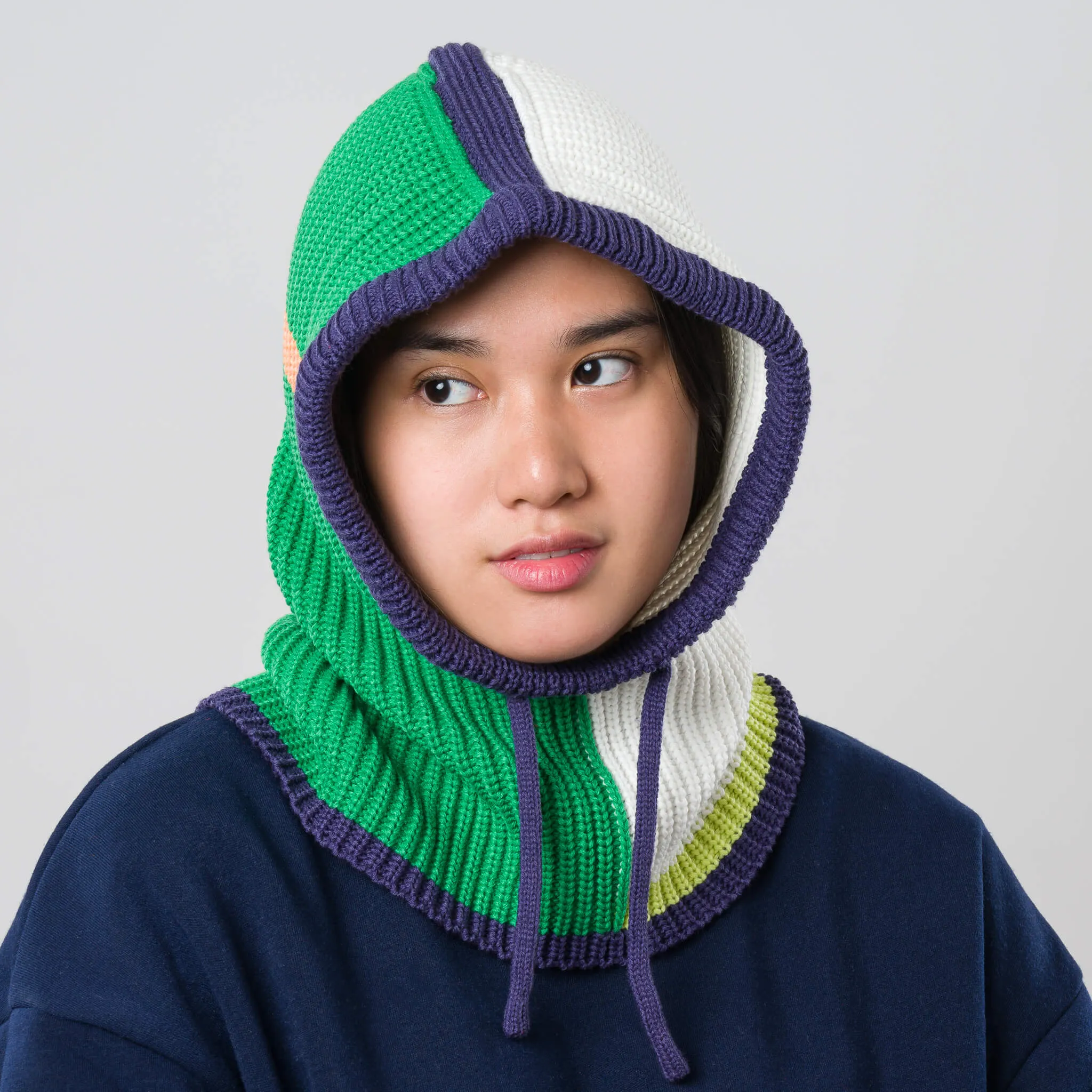 Outline Knit Drawstring Hood