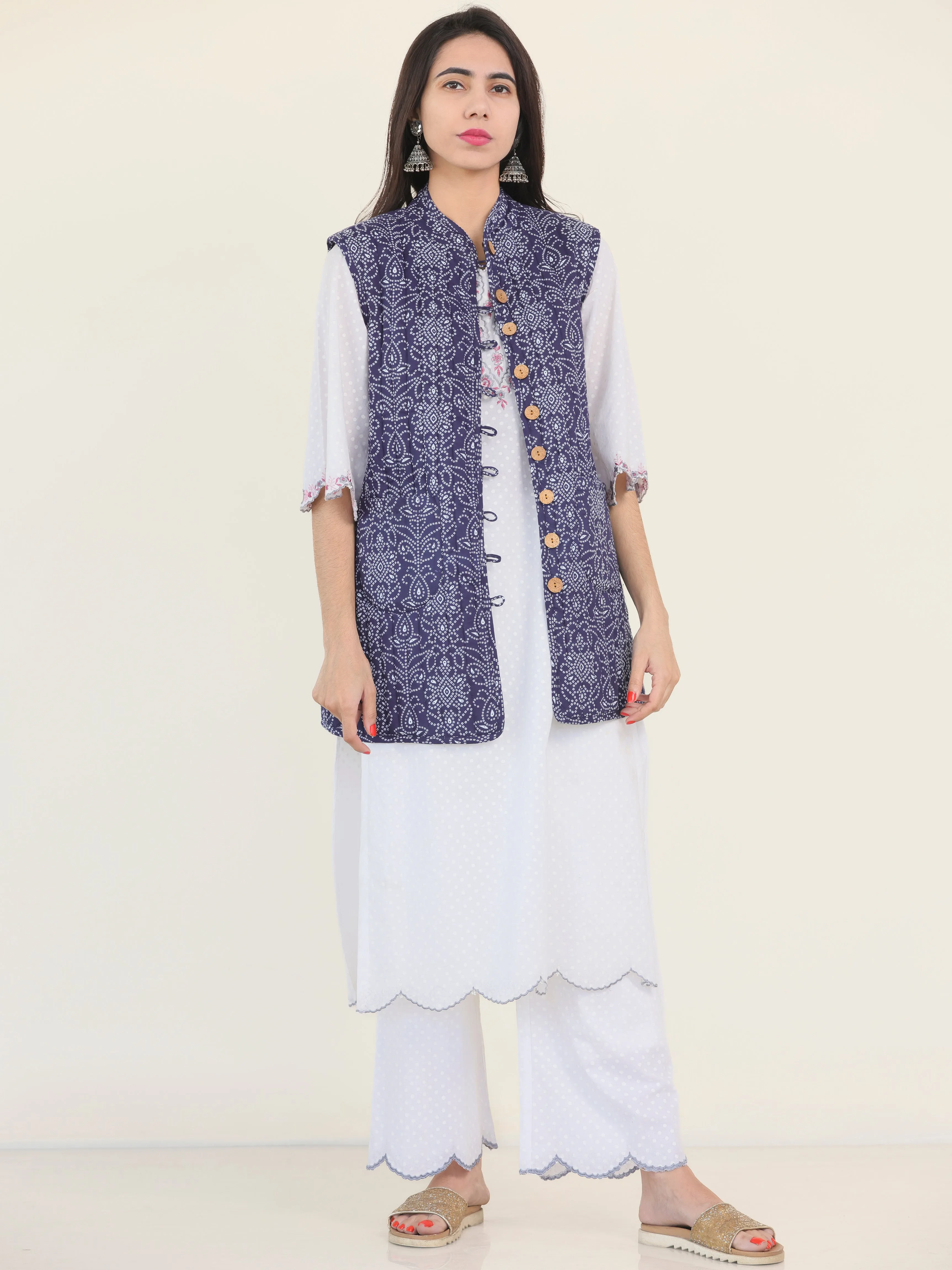 Shishir Rutba Quilted Reversible Sleeveless Jacket