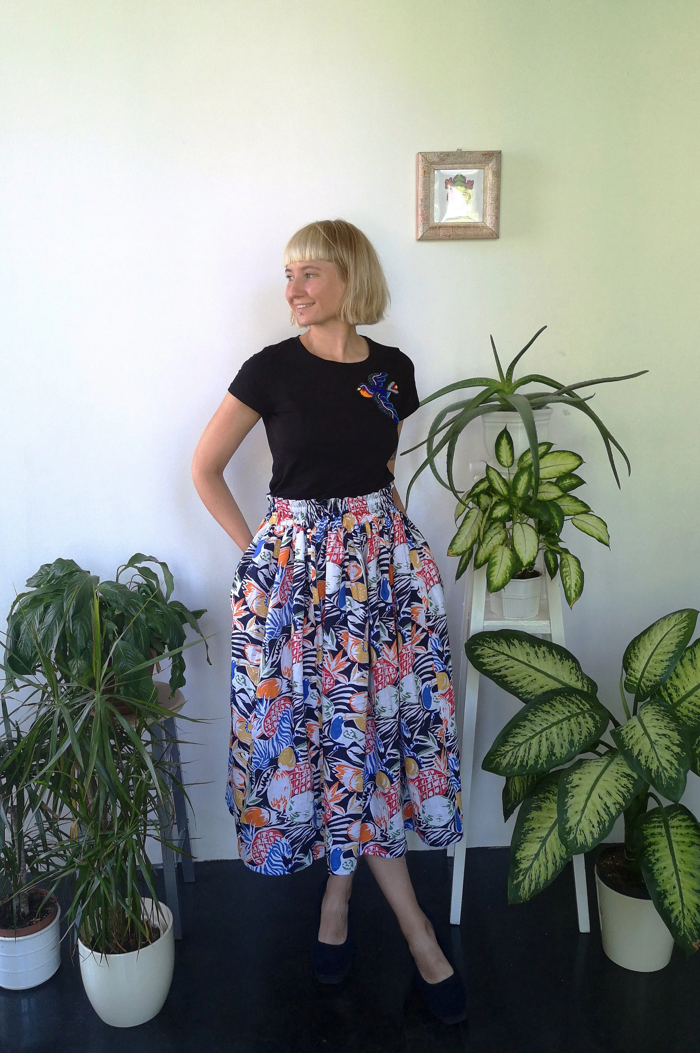 Wonderful, Feminine and Super Versetile Minimalist lifestyle Floral Jungle Print Linen Skirt!